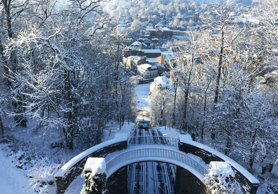 Aux Pieds Des Thermes Спа Екстер'єр фото